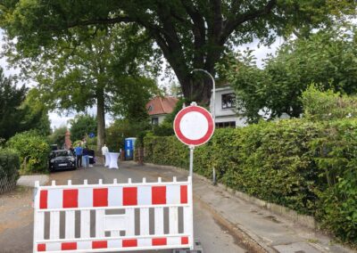 Ausrufung der Alten Eiche in Bremen-Vegesack: Straßensperrung zur Ausrufung – hatten wir auch noch nicht oft, muss lange vorher offiziell beantragt werden